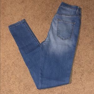 FASHION NOVA | blue wash jeans